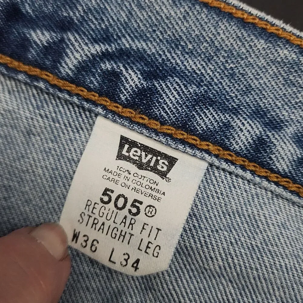 Vintage Levi's 505 Regular Fit Straight Leg Light Wash Men's Jeans Denim (34x34)